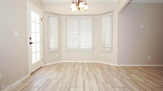 Building Photo - 14816 Tierra Haven Ave