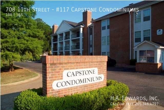 Building Photo - 708 11th St