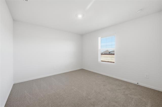 Building Photo - 701 Leavenworth Dr