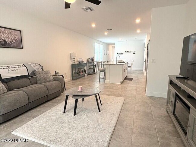 Building Photo - 166 Pitching Wedge Dr