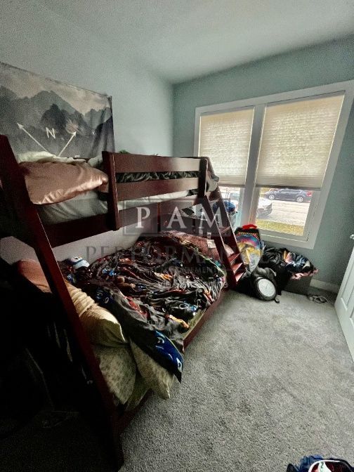 Building Photo - 3727 E Squire Ave