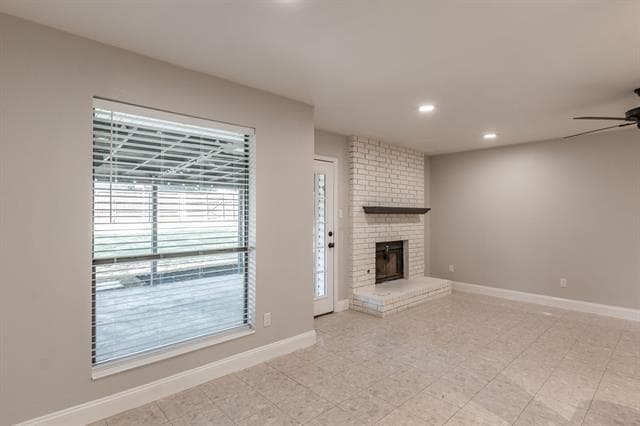 Building Photo - 5017 Brookview Dr