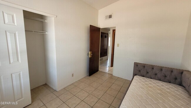 Building Photo - 1536 Dick Mayers Dr