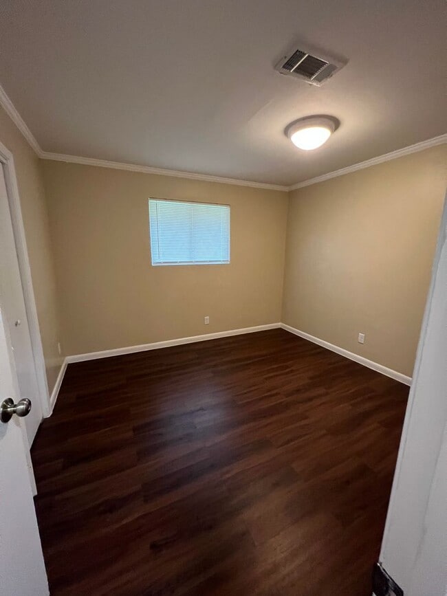 Building Photo - Spacious 3 Bed / 1 Bath Home with a Large Backyard – Port Arthur, TX