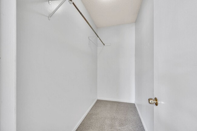 Building Photo - Awesome 2BE/2BA condominium at Lions Head!