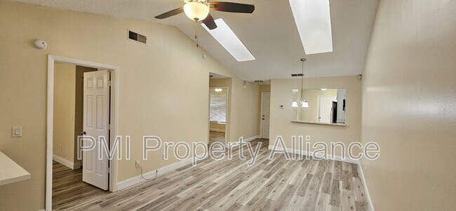 Building Photo - 259 Hill St