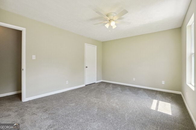 Building Photo - 1819 Singer Way