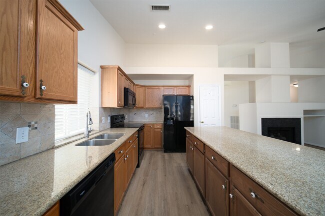 Building Photo - 18 Painted Canyon Pl