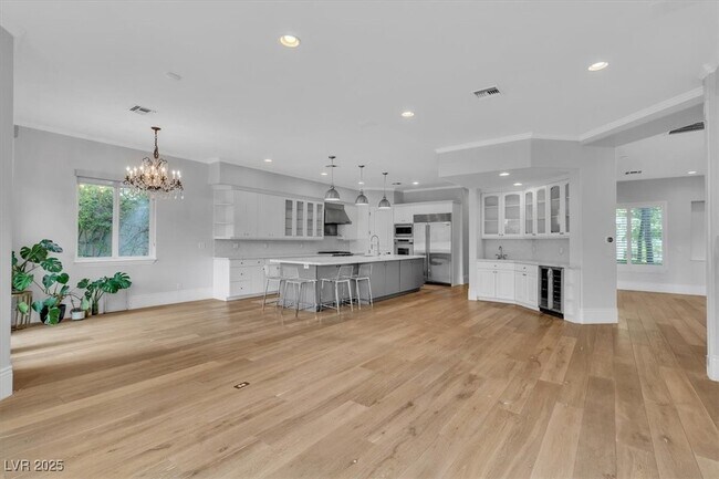 Building Photo - 2104 Redbird Dr