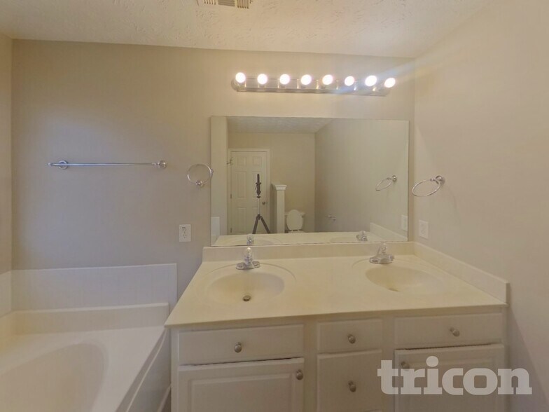 Building Photo - 209 Chestatee Trace