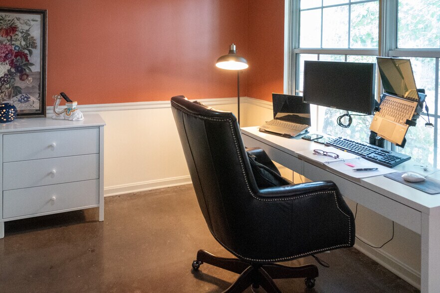 Office - 3270 Greenwich Ct