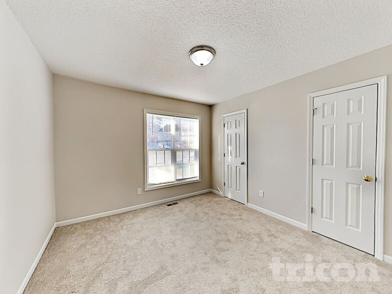 Building Photo - 1237 Woodbriar St