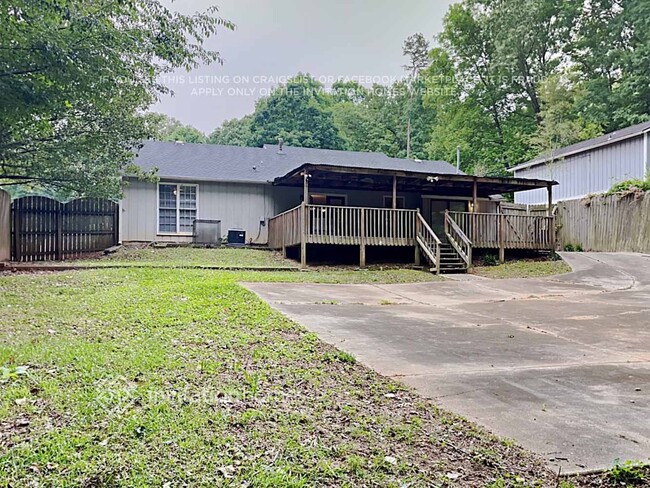 Building Photo - 2437 Sweet Shrub Cir