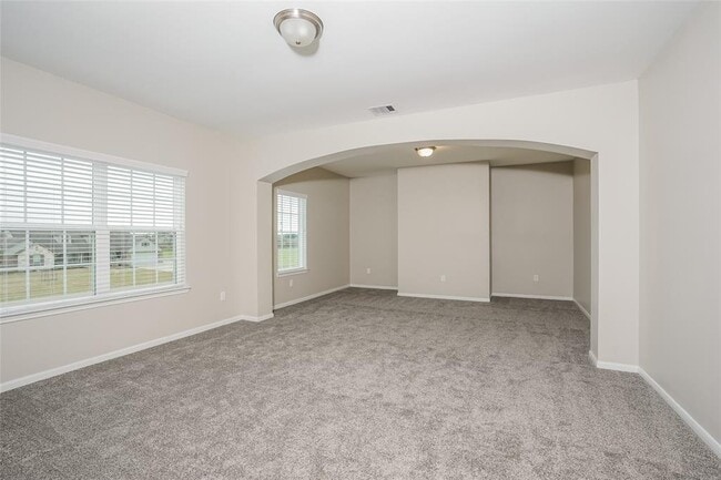 Building Photo - 18127 Cypress Hill Dr
