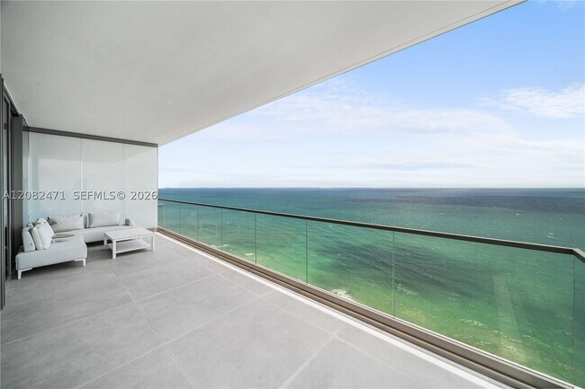 Building Photo - 2000 S Ocean Dr