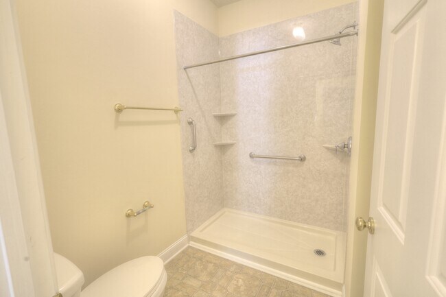 Building Photo - 6260 Alyssum Pl