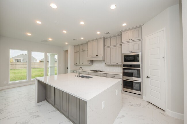 Building Photo - 21515 Blue Porterweed Trl