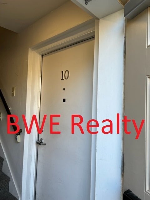 Building Photo - Charming 1 Bedroom Franklin Condo