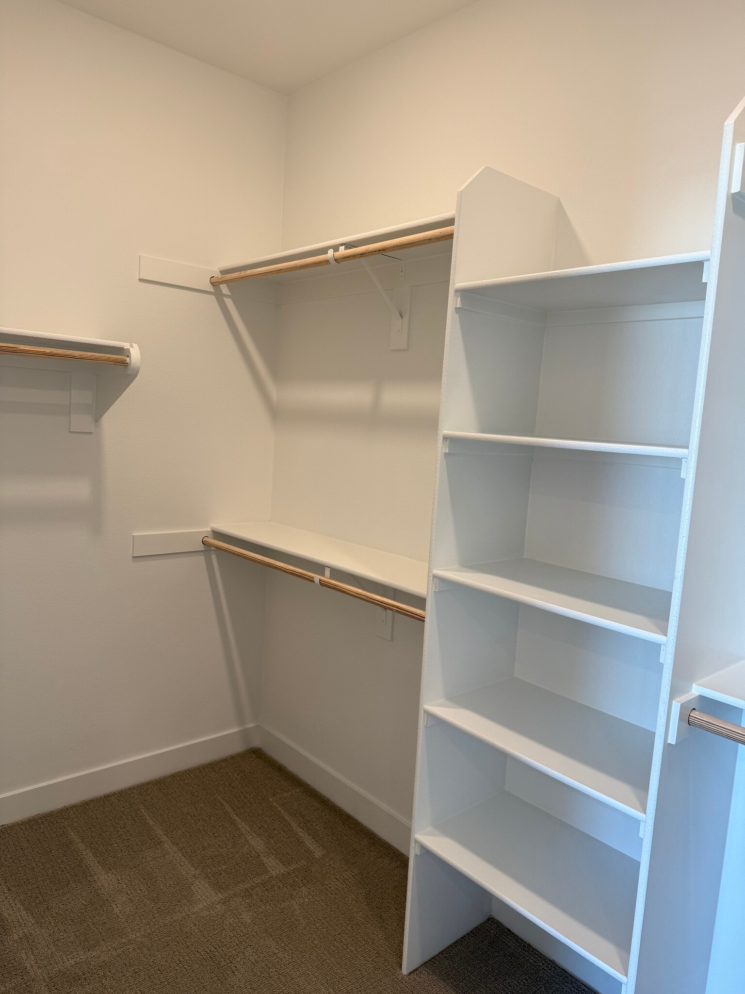 Building Photo - 26849 Laurel Mountain Loop