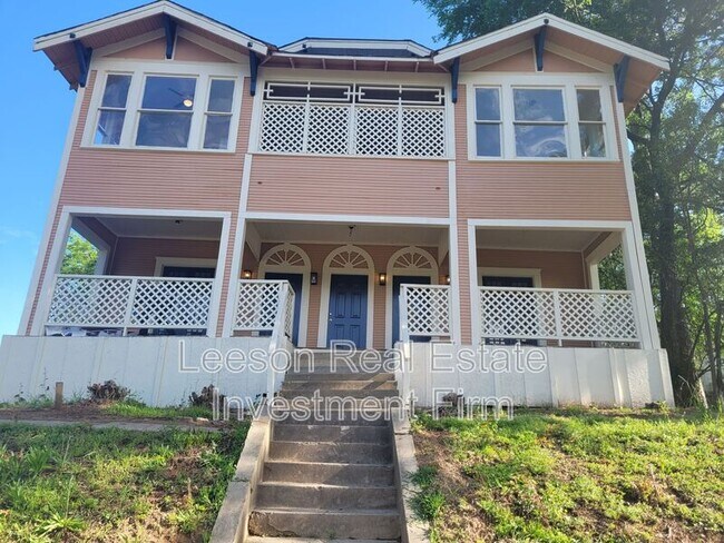 Building Photo - 314 1/2 KINGS HIGHWAY