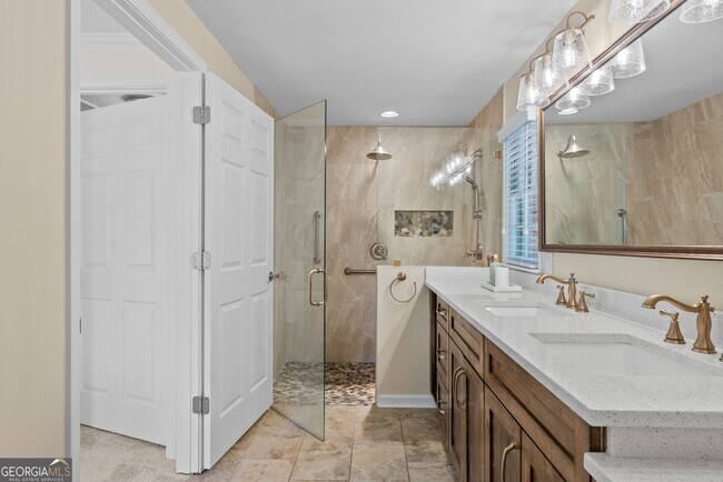 Building Photo - 206 Fortson Dr