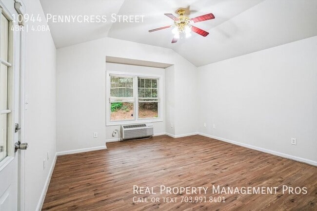 Building Photo - 10944 Pennycress St