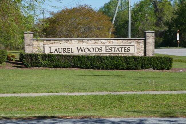 Building Photo - 123 Bay Leaf Dr
