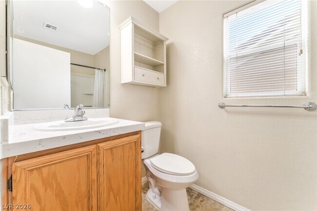 Building Photo - 609 Beckton Park Ave