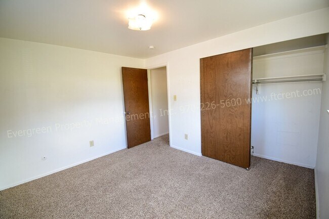 Building Photo - 1724 Larch St