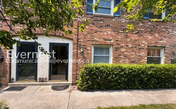 Building Photo - 4812 Merrifield Pl