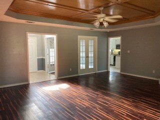 Building Photo - 6017 Summerwood Ln