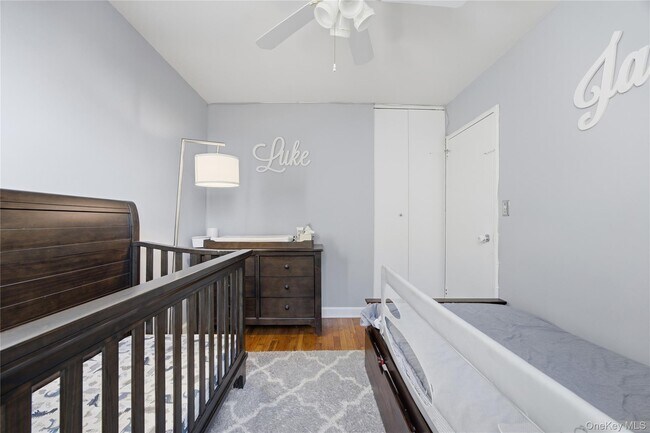 Building Photo - 21 Fairview Ave