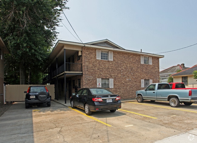 Primary Photo - 820 Mcdonough St