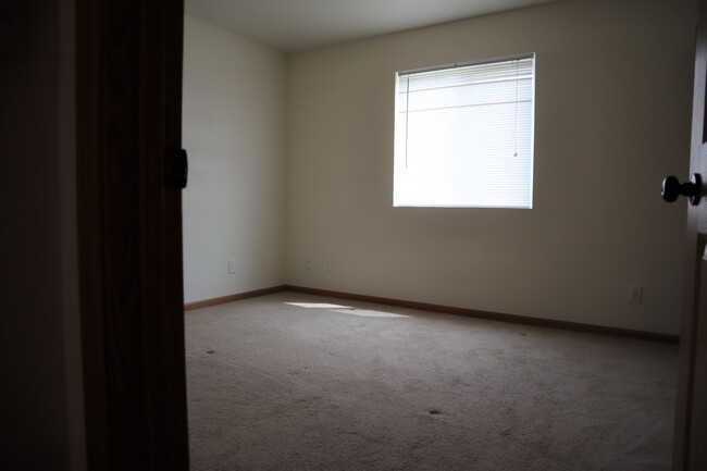 Building Photo - Commerce Park Apartments