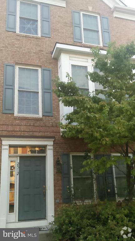 Building Photo - 2512 Bronze Stone Pl