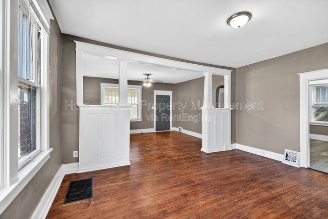 Building Photo - 2330 Hord Ave