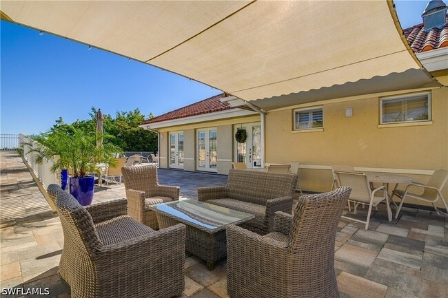 Building Photo - 451 Bayfront Pl