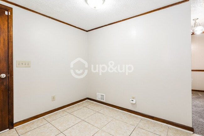 Building Photo - Fantastic 3bd/2.5ba home! Let yourself in!