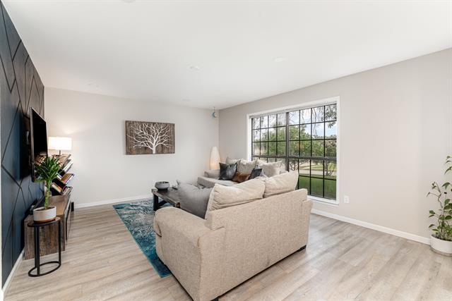 Building Photo - 1700 Delaford Cir