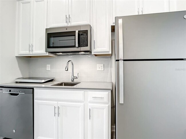 Building Photo - 1851 Dumbleton Pl