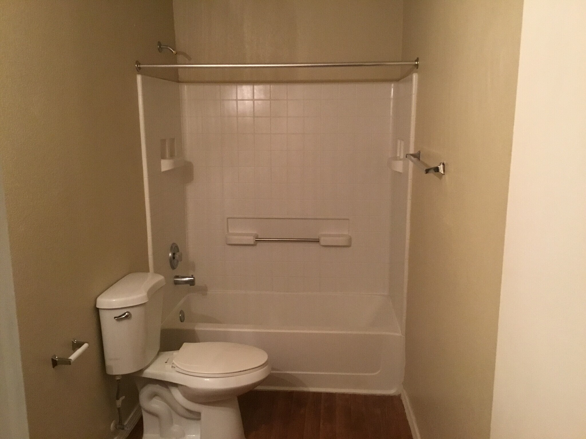 Building Photo - 5849 Sandoval Dr NE