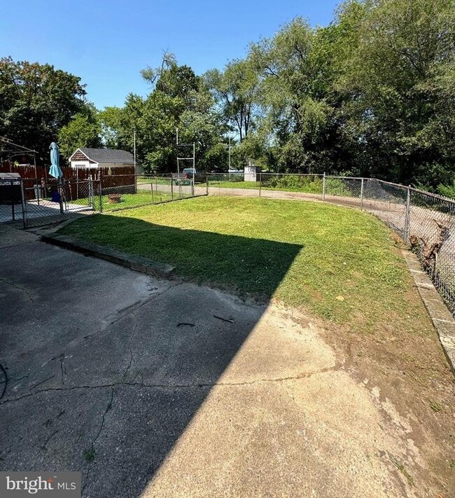 Primary Photo - 1015 Alcyon Dr