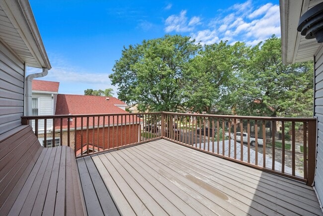 Building Photo - 3343 W 59th Pl