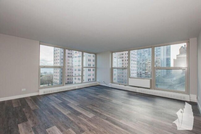 Building Photo - 2 bedroom in Chicago IL 60660