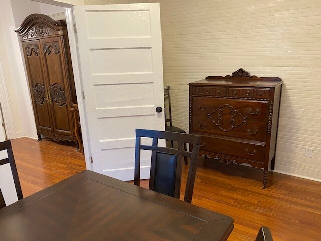 Building Photo - 1412 Erato St