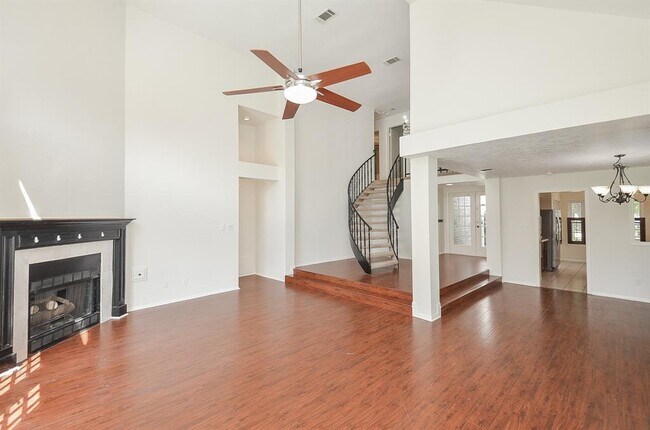 Building Photo - 12707 Sandri Ln