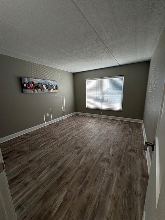 Building Photo - 464 N Paula Dr