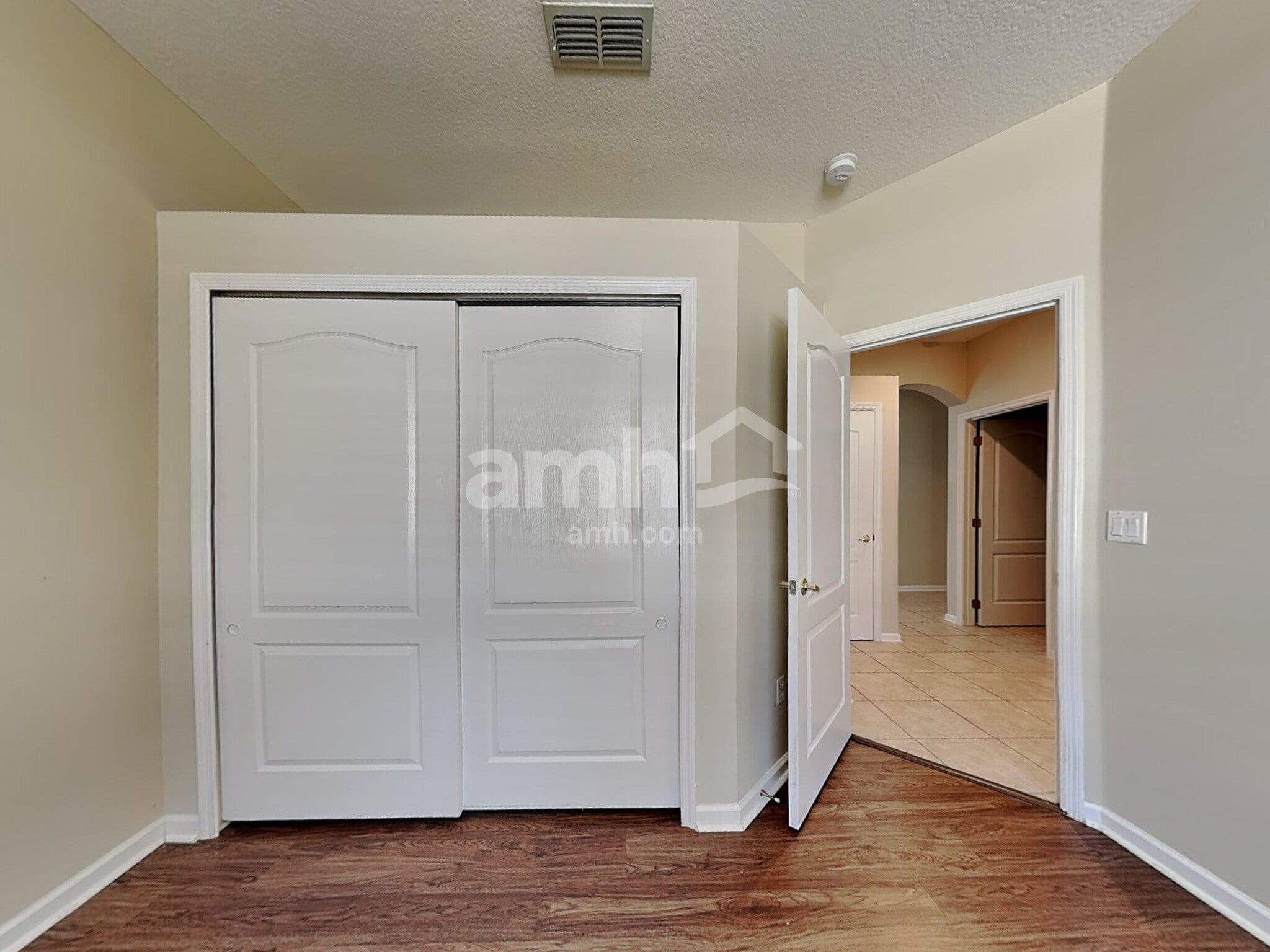 Building Photo - 461 Misty Oaks Run