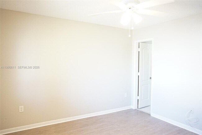 Building Photo - 331 NW 82nd Ave