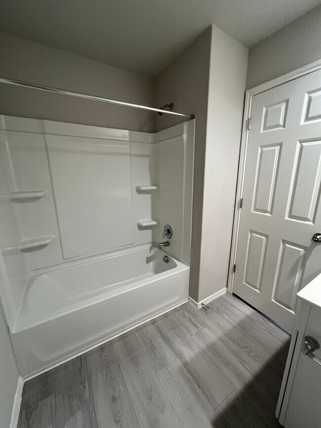 Building Photo - 5834 Machaela Trace
